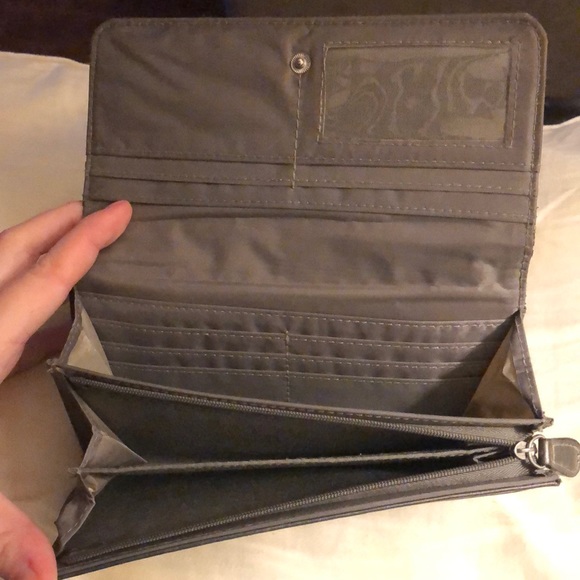 Wallet - Picture 4 of 7